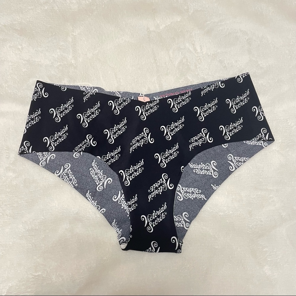 ‼️2/$15‼️Victoria’s Secret No-Show Cheeky Panty
